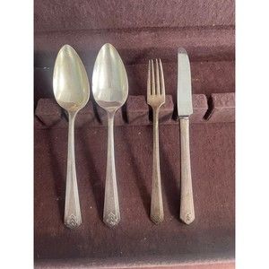 1881 Vintage Rogers Triple Oneida Flatware 4 Piece Lot Chevron Fork Spoon Knife